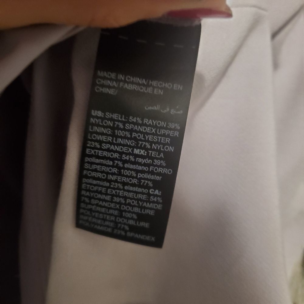 Dress - Picture 6 of 6